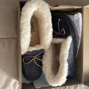 Furry UGG shoes, new never worn, size 9, women’s